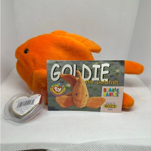 TY BEANIE BABIES GOLDIE the GOLDFISH 1993 Plush Stuffed Animal & Card - Picture 6 of 8